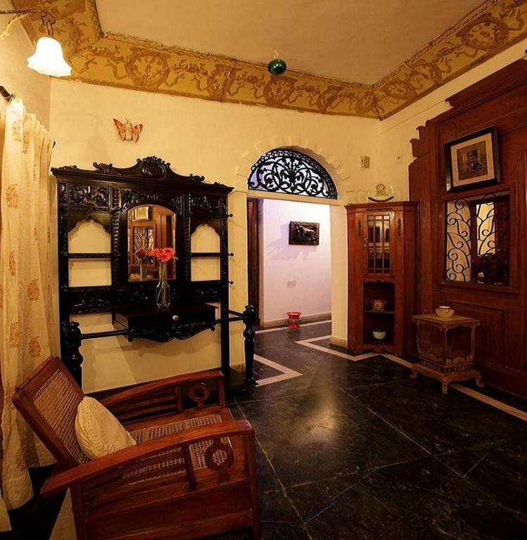 ウーティ ザ レッド ハウス Bed & Breakfast エクステリア 写真
